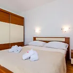 Cypress Sea Cove - Comfort With Balcony And Sea View A1 * Slano