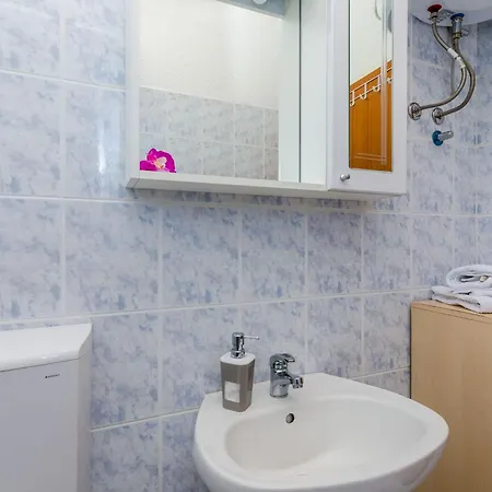 Apartman Cypress Sea Cove - Comfort With Balcony And Sea View A1 Slano