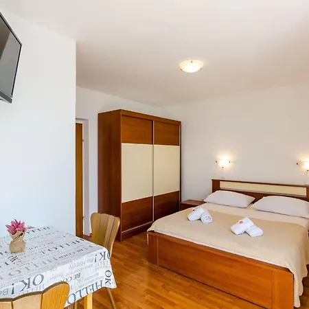 Apartman Cypress Sea Cove - Comfort With Balcony And Sea View A1