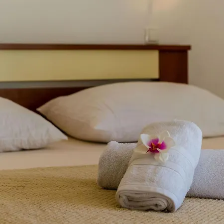 Apartman Cypress Sea Cove - Comfort With Balcony And Sea View A1