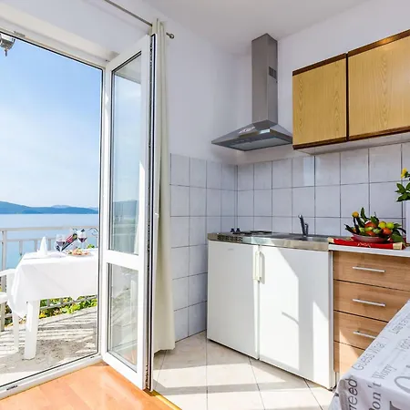 Apartman Cypress Sea Cove - Comfort With Balcony And Sea View A1
